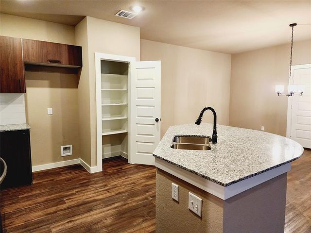 9840 Grosbeak Lane, Magnolia, TX 77354