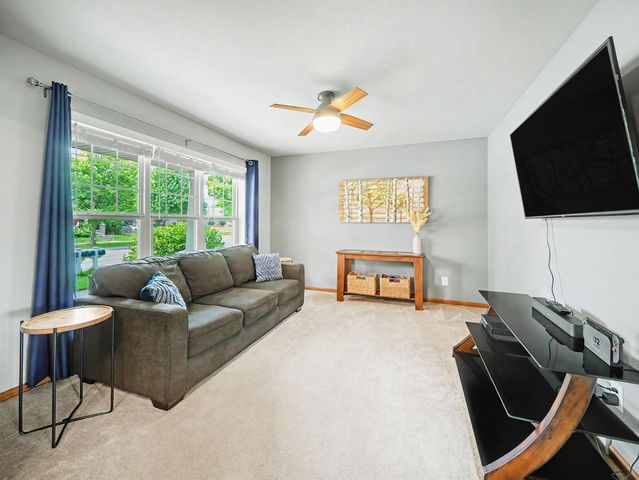 3821 STONEBRIDGE Drive, Madison, WI 53719