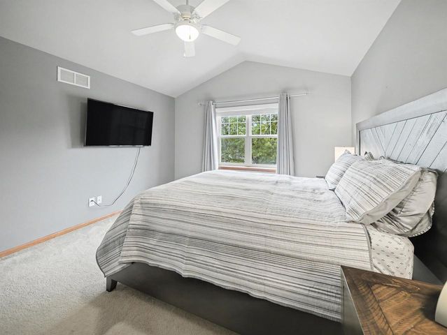 3821 STONEBRIDGE Drive, Madison, WI 53719