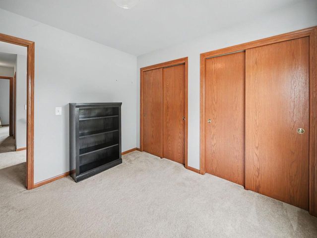 3821 STONEBRIDGE Drive, Madison, WI 53719