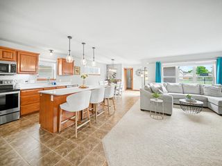3821 STONEBRIDGE Drive, Madison, WI 53719