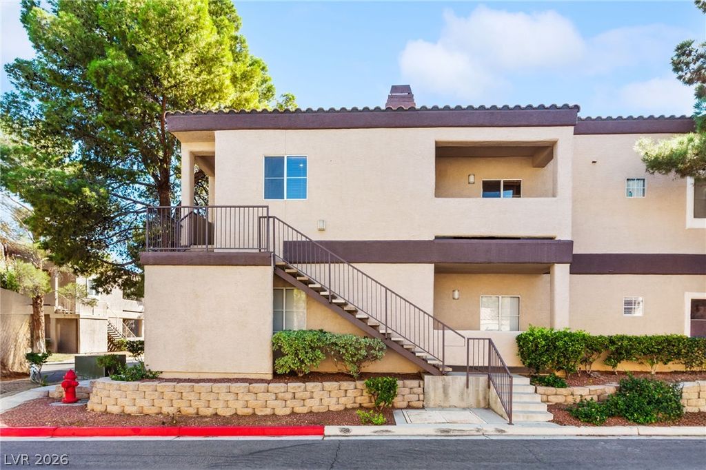 5250 South Rainbow Boulevard 2033, Las Vegas, NV 89118 — photo 2