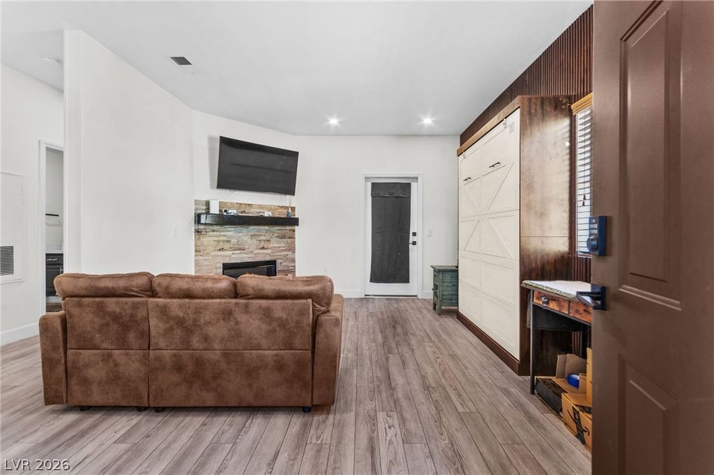 5250 South Rainbow Boulevard 2033, Las Vegas, NV 89118 — photo 4