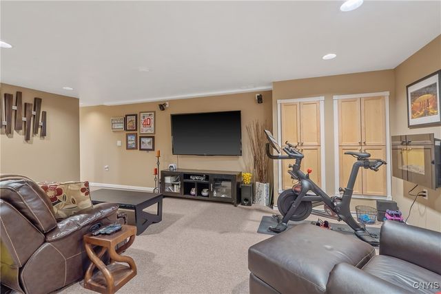 5503 Rockhampton Path, Clay, NY 13041