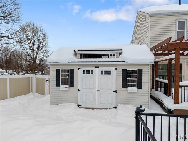 5503 Rockhampton Path, Clay, NY 13041