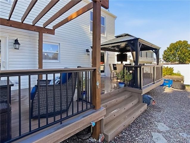 5503 Rockhampton Path, Clay, NY 13041