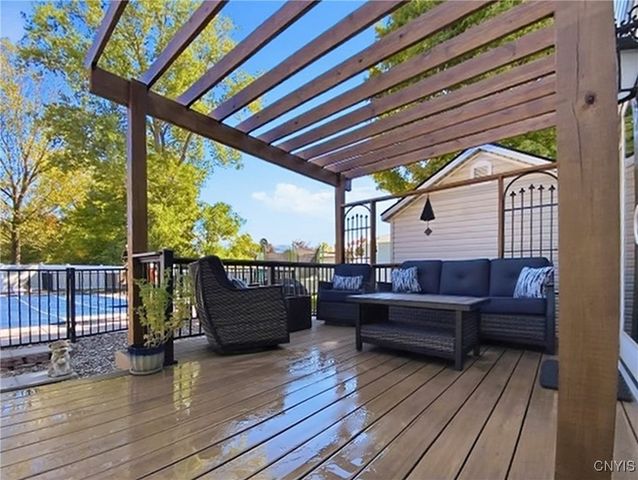 5503 Rockhampton Path, Clay, NY 13041