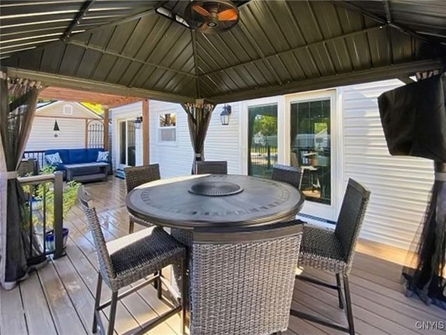 5503 Rockhampton Path, Clay, NY 13041