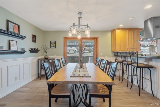 5503 Rockhampton Path, Clay, NY 13041