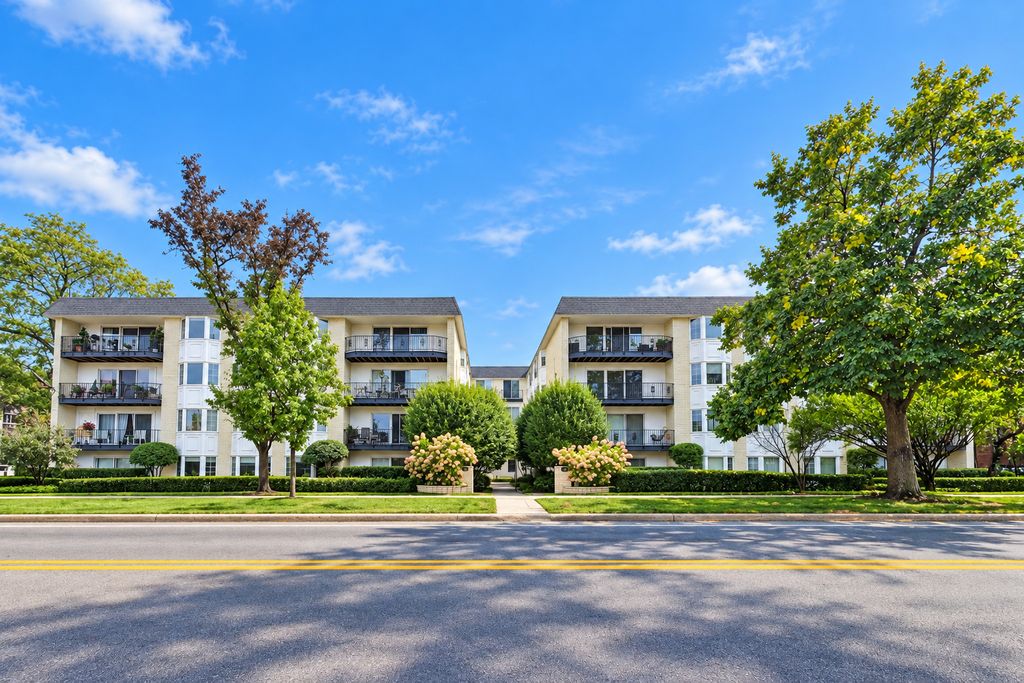 701 Ridge Road 3B, Wilmette, IL 60091 — exterior