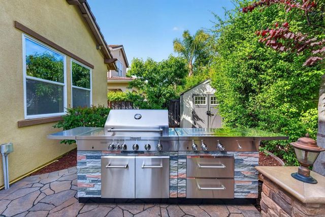 718 Timberpine Avenue, Sunnyvale, CA 94086