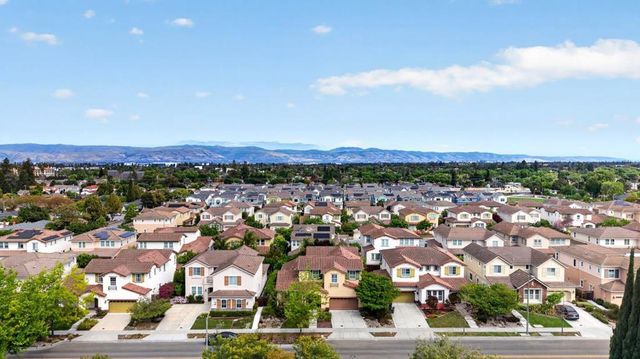 718 Timberpine Avenue, Sunnyvale, CA 94086