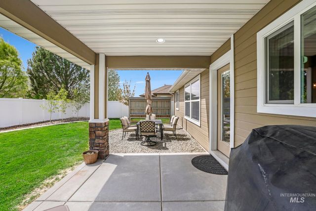 1011 Bell Ln, Kimberly, ID 83341