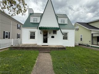 310 Barkwill Street, St Marys, WV 26170