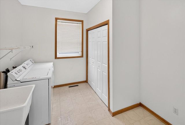10996 Nassau Circle NE, Blaine, MN 55449