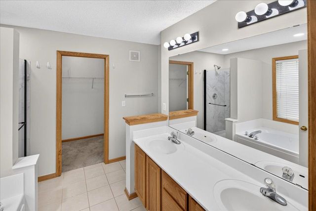 10996 Nassau Circle NE, Blaine, MN 55449