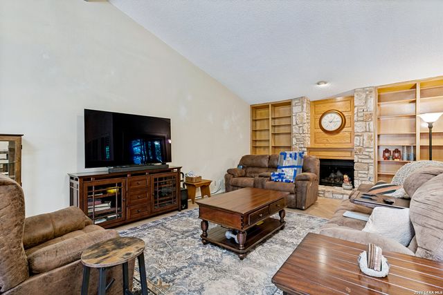 11921 RAINWOOD CV, San Antonio, TX 78213