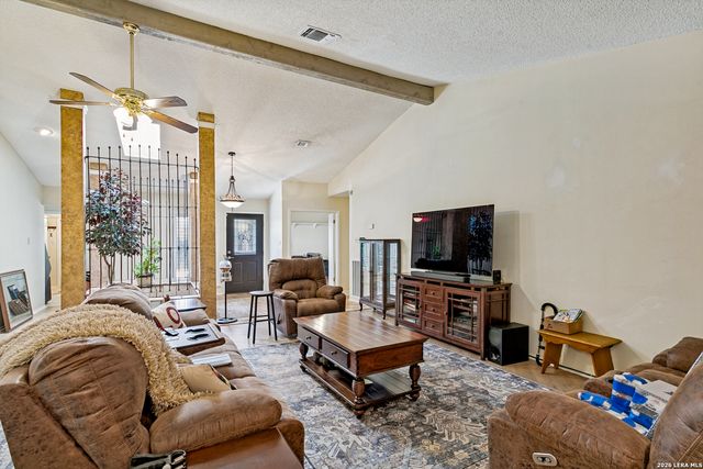 11921 RAINWOOD CV, San Antonio, TX 78213