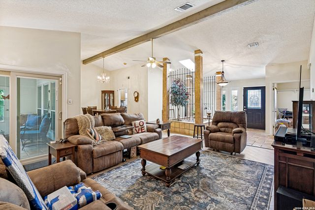 11921 RAINWOOD CV, San Antonio, TX 78213