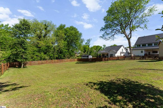 904 Anderson Road, Greenville, SC 29601
