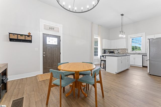 904 Anderson Road, Greenville, SC 29601