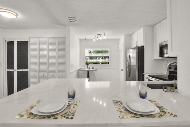 2112 NW 45th Avenue, Coconut Creek, FL 33066