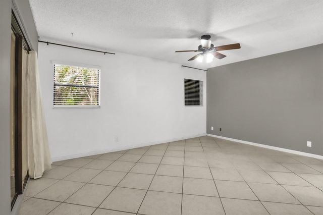 2112 NW 45th Avenue, Coconut Creek, FL 33066