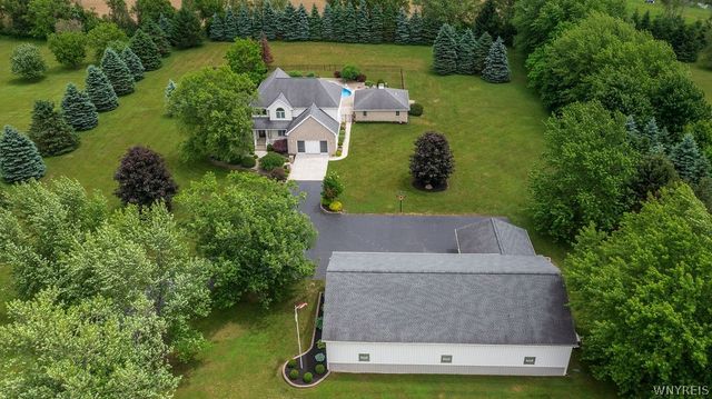 2341 County Line Road, Darien, NY 14004