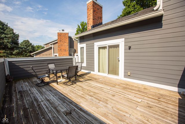 8105 Foxchase Drive, Indianapolis, IN 46256