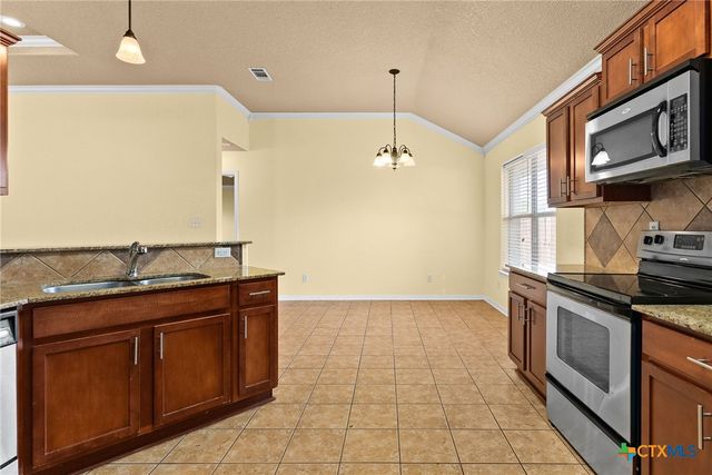 5705 Bald Ridge Court, Killeen, TX 76542