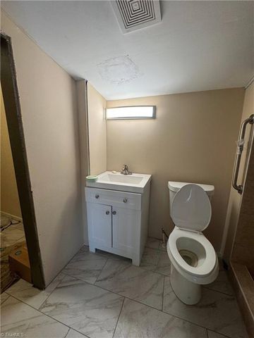 1211 W Florida Street, Greensboro, NC 27403