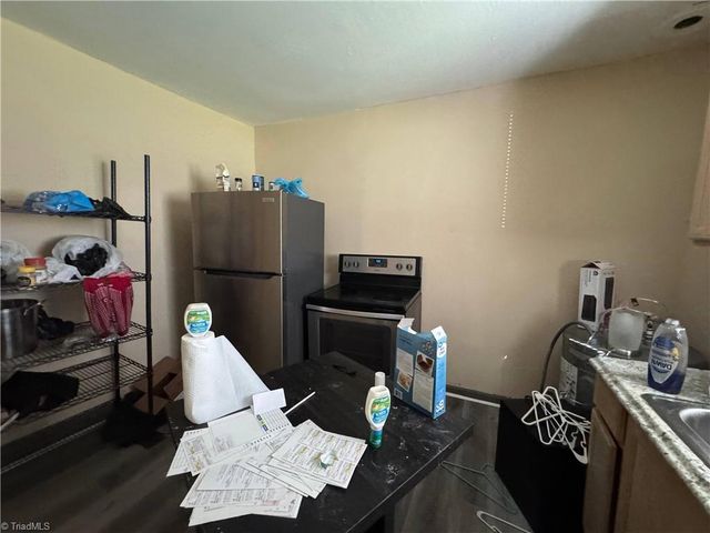 1211 W Florida Street, Greensboro, NC 27403