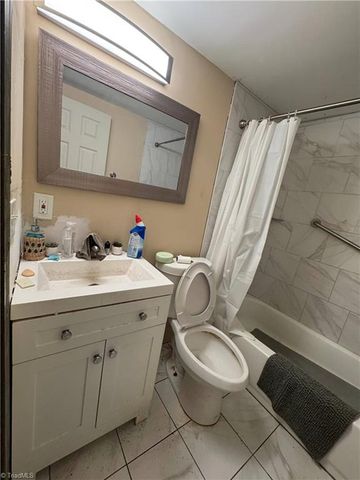 1211 W Florida Street, Greensboro, NC 27403