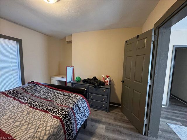 1211 W Florida Street, Greensboro, NC 27403