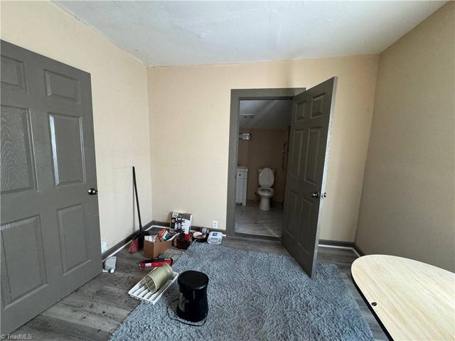 1211 W Florida Street, Greensboro, NC 27403