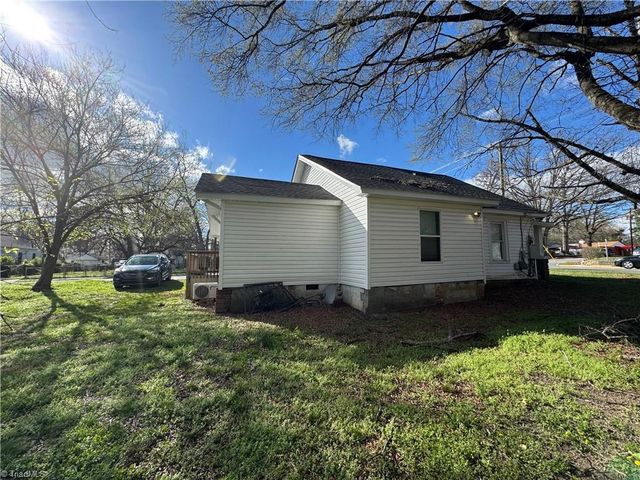 1211 W Florida Street, Greensboro, NC 27403