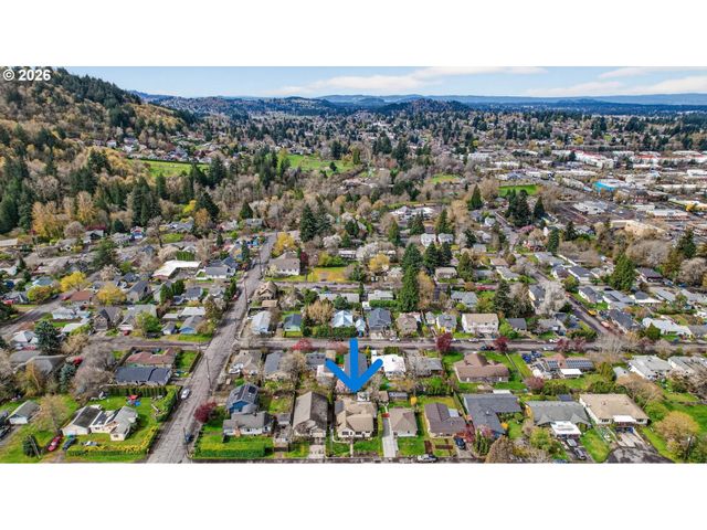 329 Se LINDEN Ct, Gresham, OR 97080