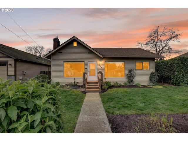 329 Se LINDEN Ct, Gresham, OR 97080