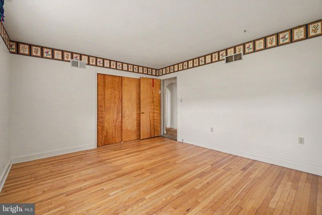 1042 MERCERSBURG ROAD, Saint Thomas, PA 17252