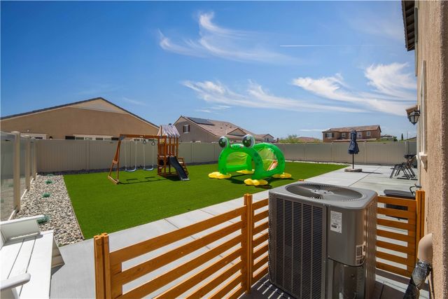 4422 Jade Court, Lancaster, CA 93536
