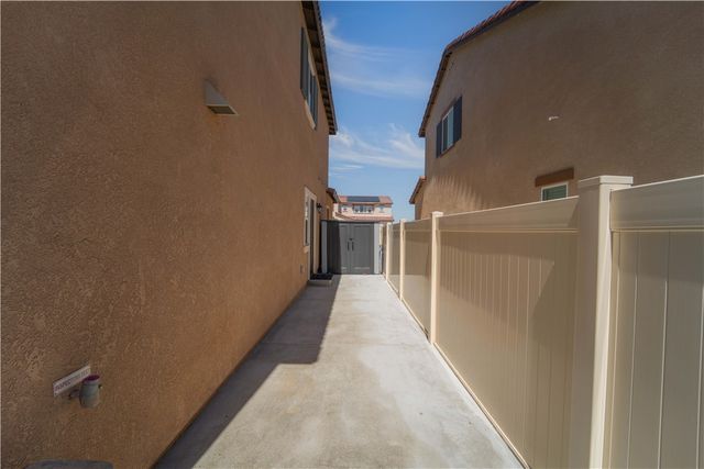 4422 Jade Court, Lancaster, CA 93536