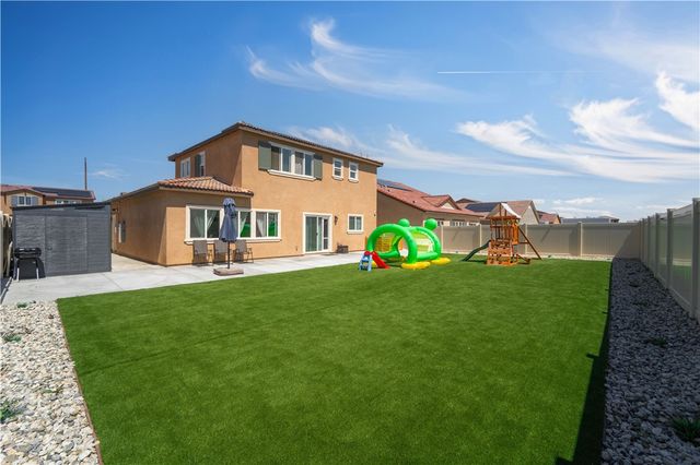 4422 Jade Court, Lancaster, CA 93536