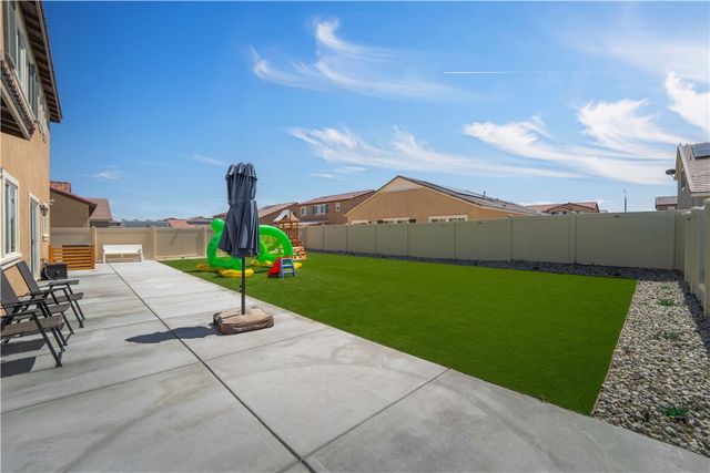 4422 Jade Court, Lancaster, CA 93536
