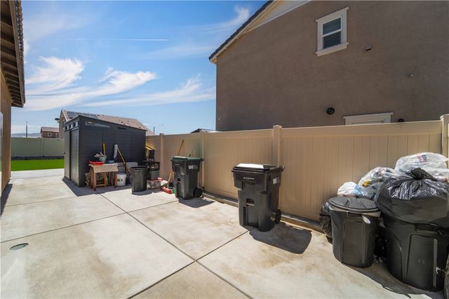 4422 Jade Court, Lancaster, CA 93536