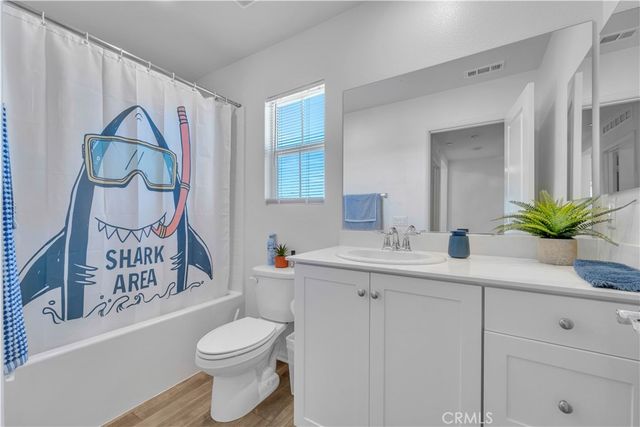 4422 Jade Court, Lancaster, CA 93536