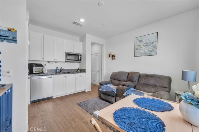 4422 Jade Court, Lancaster, CA 93536
