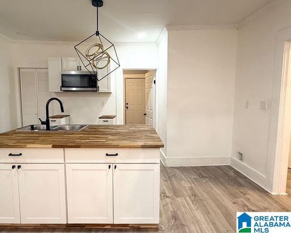 1608 28TH STREET SW, Birmingham, AL 35211