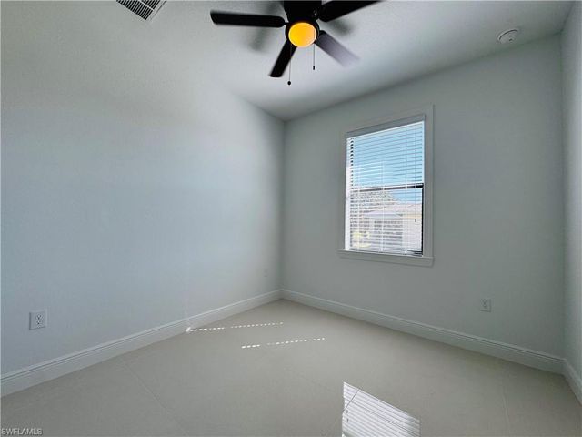 3948 20th ST W, Lehigh Acres, FL 33971