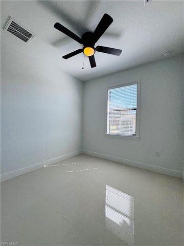 3948 20th ST W, Lehigh Acres, FL 33971