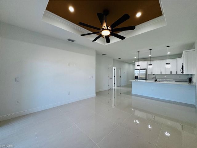 3948 20th ST W, Lehigh Acres, FL 33971